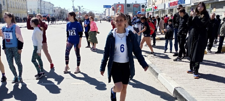В 78 раз в Ульяновске состоялась областная легкоатлетическая эстафета.